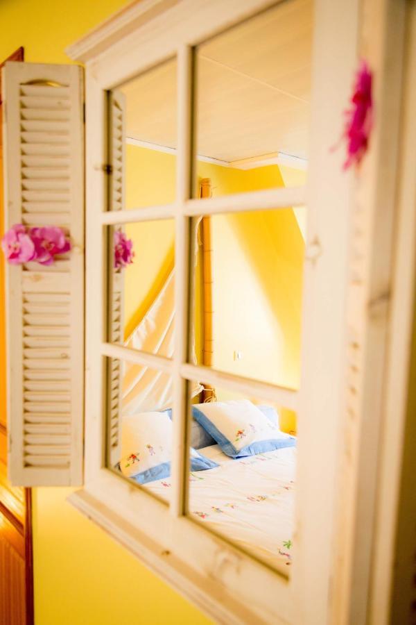 Bed and Breakfast Domaine Bacchus Reuil-sur-Marne Exterior foto