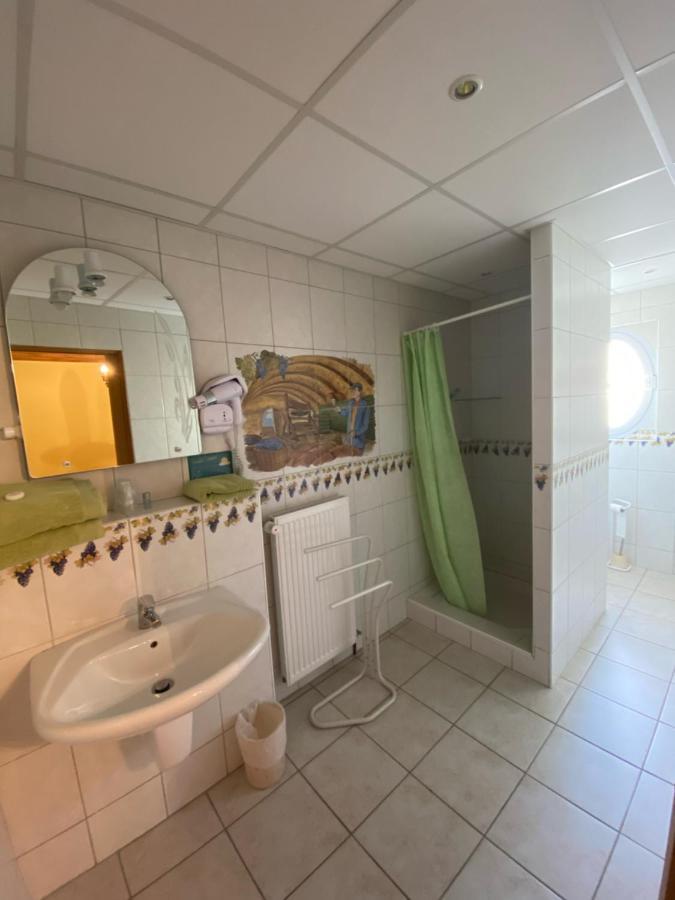 Bed and Breakfast Domaine Bacchus Reuil-sur-Marne Exterior foto