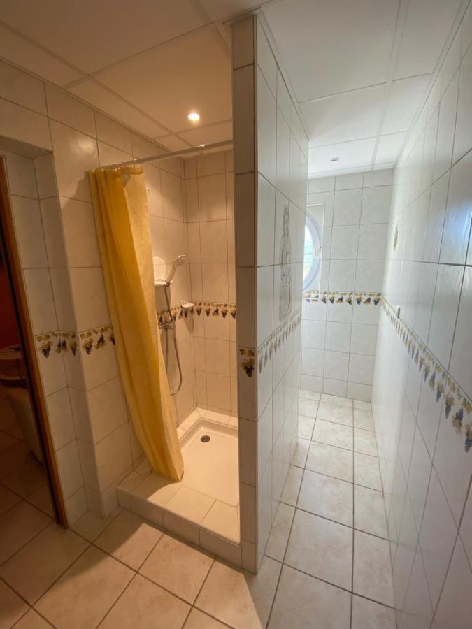 Bed and Breakfast Domaine Bacchus Reuil-sur-Marne Exterior foto