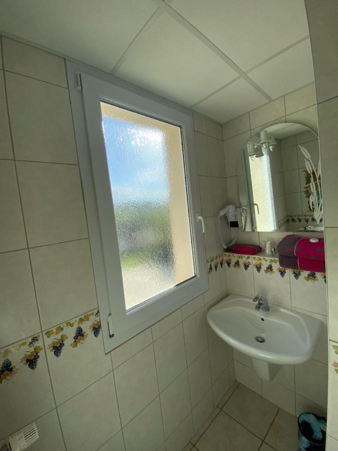 Bed and Breakfast Domaine Bacchus Reuil-sur-Marne Exterior foto
