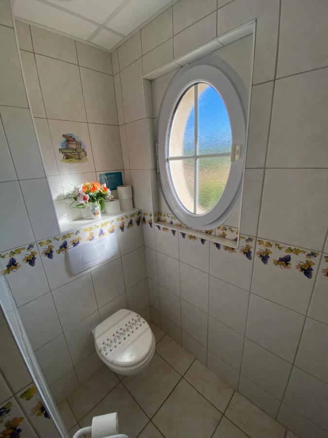 Bed and Breakfast Domaine Bacchus Reuil-sur-Marne Exterior foto
