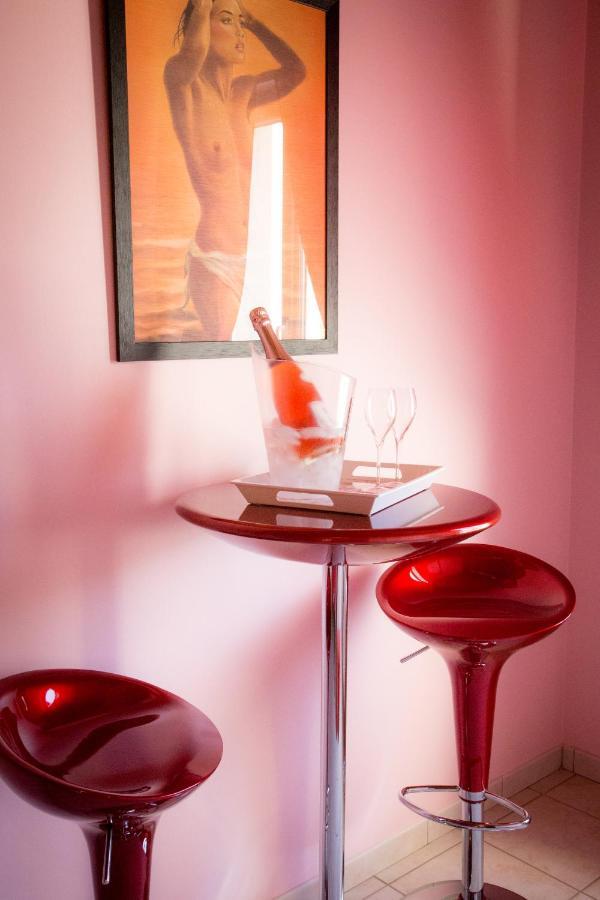 Bed and Breakfast Domaine Bacchus Reuil-sur-Marne Exterior foto